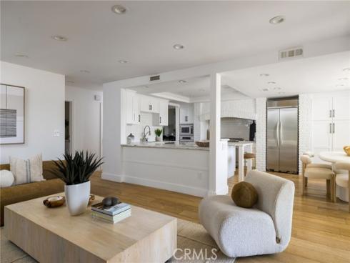 2572 Bayshore Drive, Newport Beach, CA