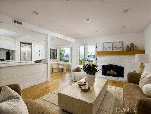 2572 Bayshore Drive, Newport Beach, CA