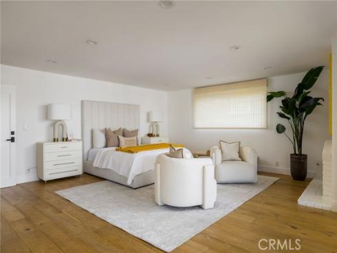 2572 Bayshore Drive, Newport Beach, CA