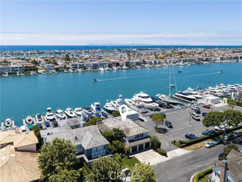 2572 Bayshore Drive, Newport Beach, CA