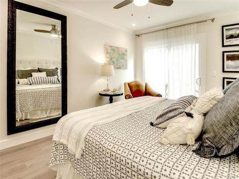1184  Rutland Rd Unit 3  , Newport Beach, CA