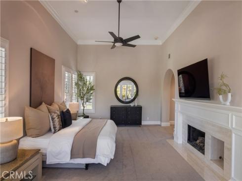 26 Belcourt , Newport Beach, CA