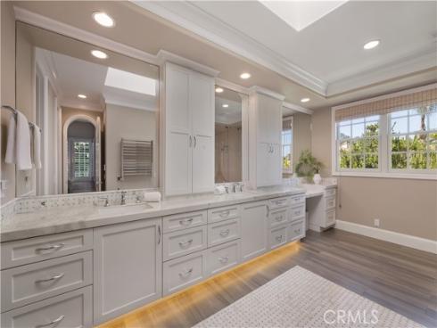 26 Belcourt , Newport Beach, CA