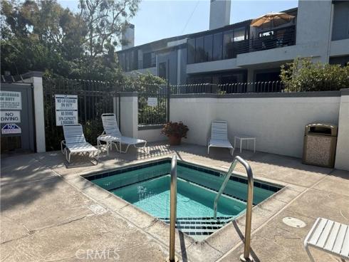 230 Lille 102 , Newport Beach, CA