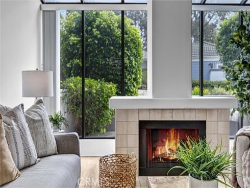 230 Lille 102 , Newport Beach, CA