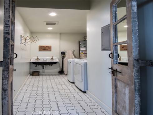 2285 Tustin Avenue, Newport Beach, CA