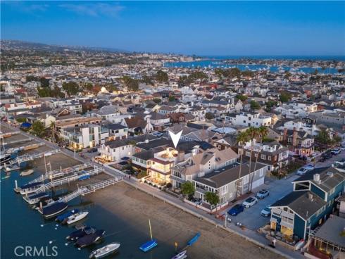 1105 N Bay Front , Newport Beach, CA