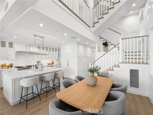 1105 N Bay Front , Newport Beach, CA