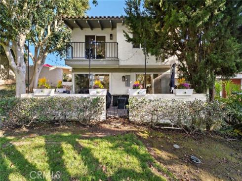 526 Vista Grande , Newport Beach, CA
