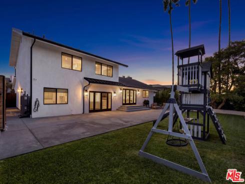 912 Aleppo Street, Newport Beach, CA