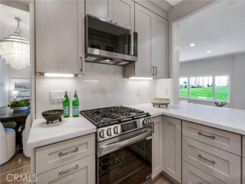 920 E Oceanfront , Newport Beach, CA