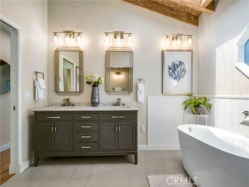 920 E Oceanfront , Newport Beach, CA