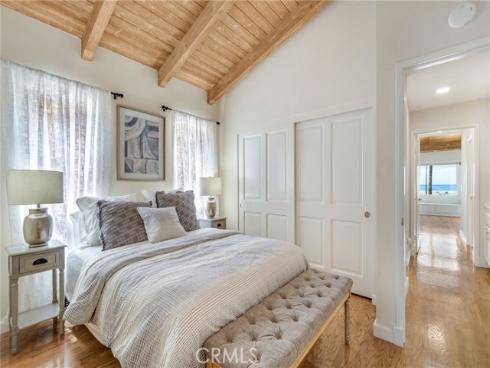 920 E Oceanfront , Newport Beach, CA