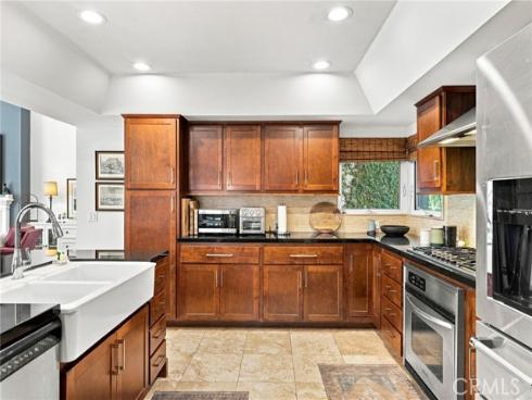 1000 Dover Drive, Newport Beach, CA