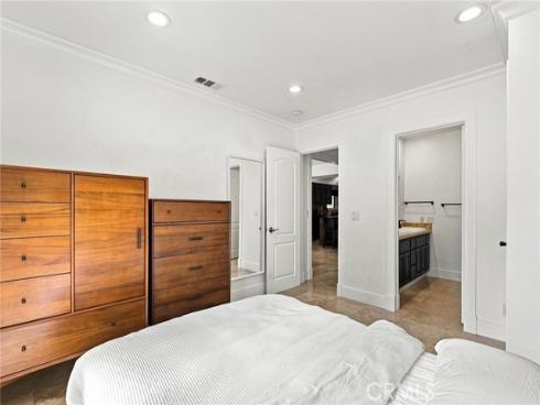 1000 Dover Drive, Newport Beach, CA
