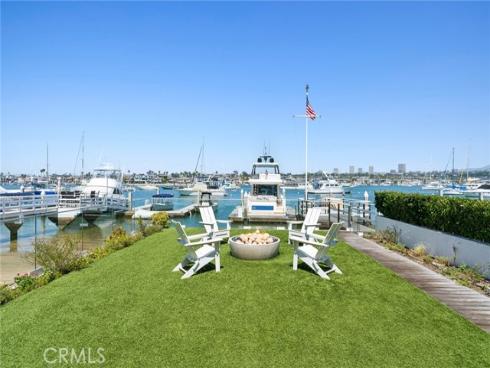 928 E Balboa Boulevard, Newport Beach, CA