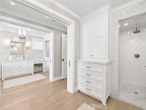 928 E Balboa Boulevard, Newport Beach, CA
