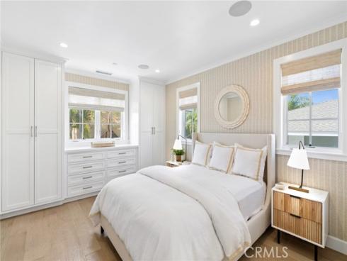 928 E Balboa Boulevard, Newport Beach, CA