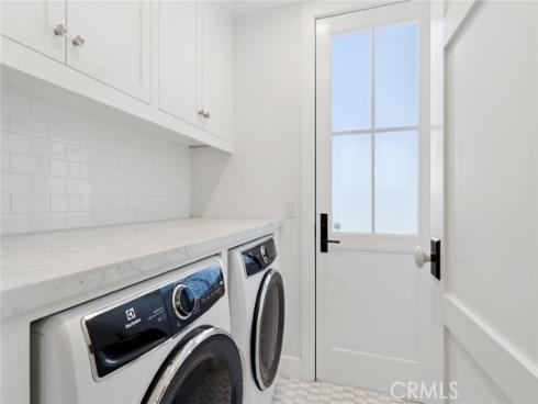 928 E Balboa Boulevard, Newport Beach, CA