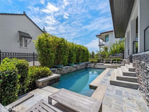 2907 Cliff Drive, Newport Beach, CA