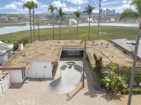 1542 Galaxy Drive , Newport Beach, CA