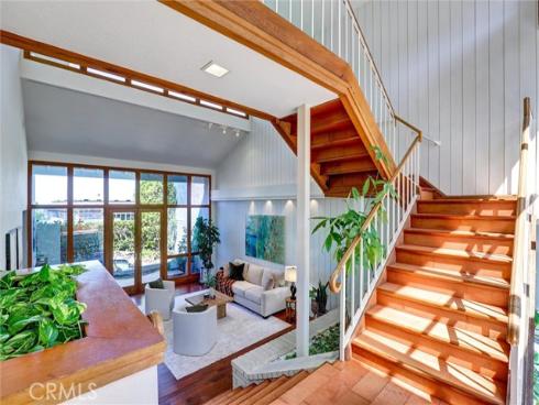 1 Saint Tropez , Newport Beach, CA