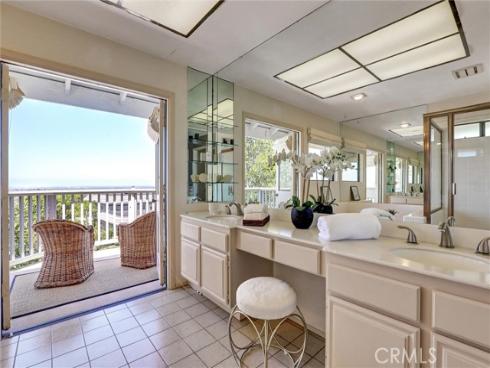 1 Saint Tropez , Newport Beach, CA
