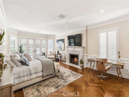 3 Barrenger Court , Newport Beach, CA