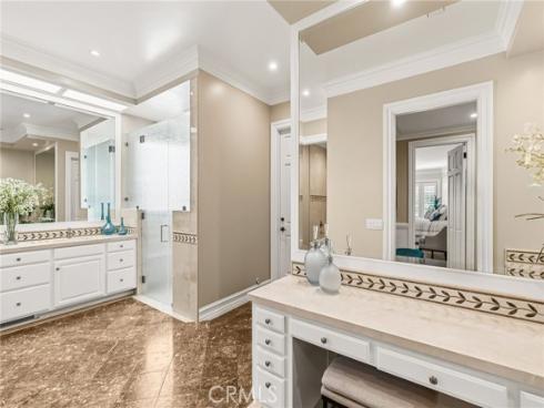 3 Barrenger Court , Newport Beach, CA