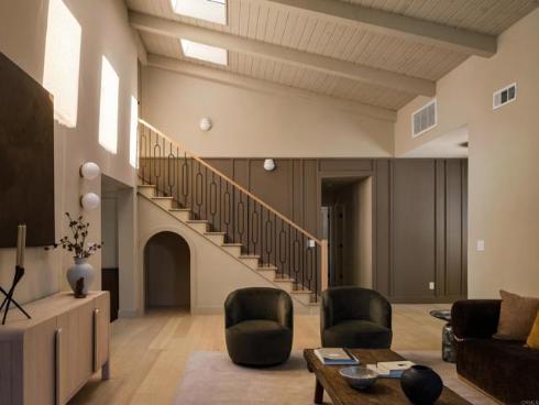 1812 Highland Dr , Newport Beach, CA