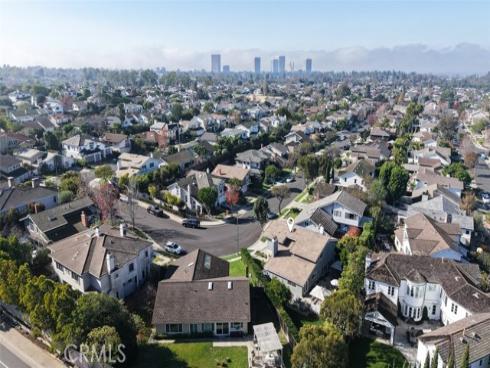 2056 Port Weybridge Place, Newport Beach, CA