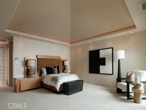 12 Harbor Island , Newport Beach, CA