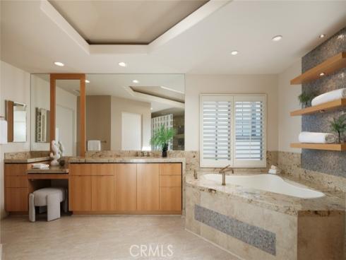 12 Harbor Island , Newport Beach, CA