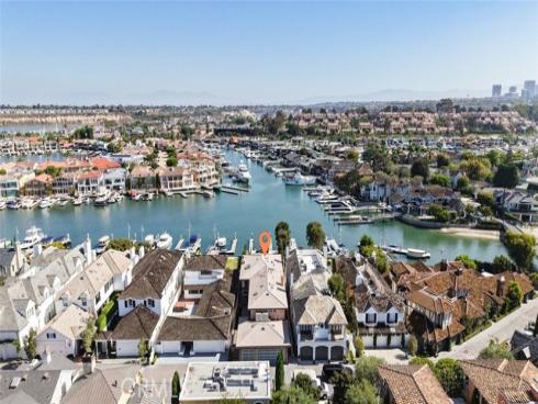12 Harbor Island , Newport Beach, CA