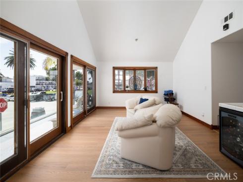 1444 W Bay , Newport Beach, CA