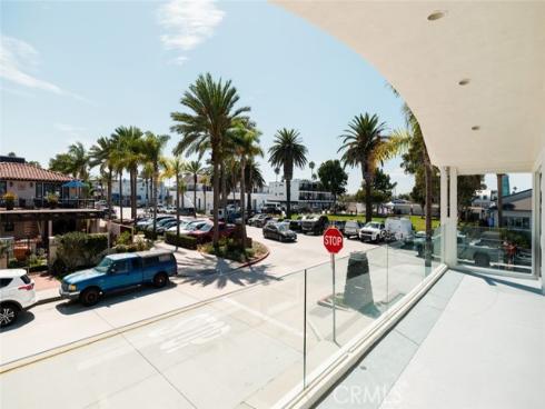 1444 W Bay , Newport Beach, CA