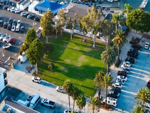 1444 W Bay , Newport Beach, CA