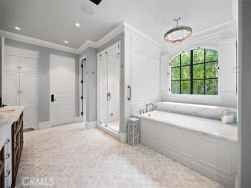 7 Oakmont Lane, Newport Beach, CA