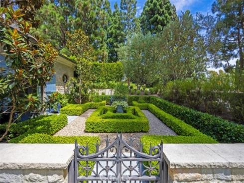 7 Oakmont Lane, Newport Beach, CA