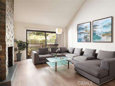 2 Canyon Island , Newport Beach, CA