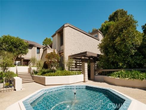 2 Canyon Island , Newport Beach, CA