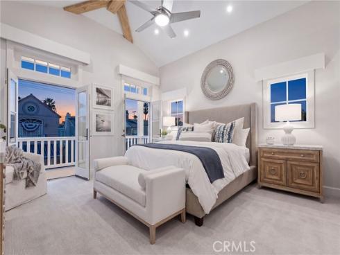 118 Sapphire , Newport Beach, CA