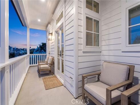 118 Sapphire , Newport Beach, CA