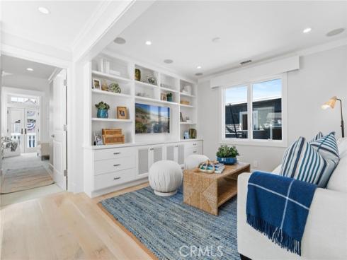 118 Sapphire , Newport Beach, CA
