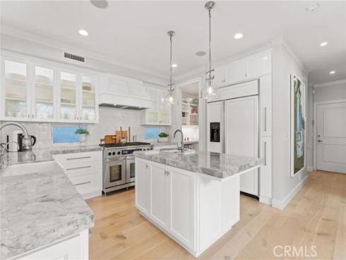 118 Sapphire , Newport Beach, CA