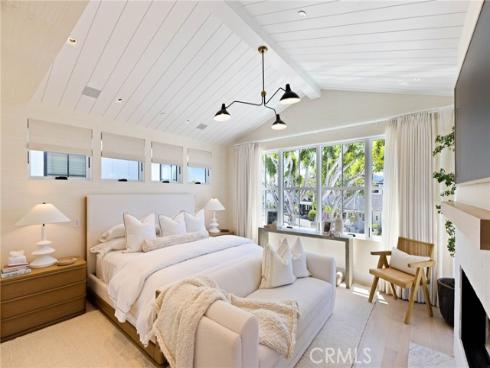 1416 E Balboa Boulevard, Newport Beach, CA