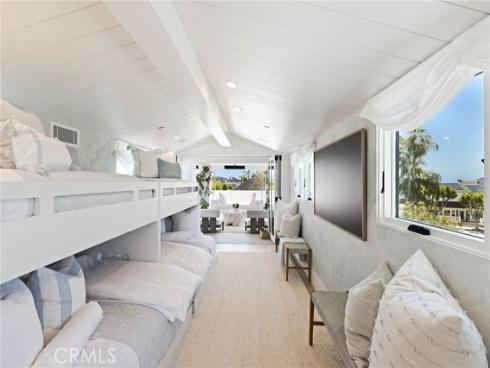 1416 E Balboa Boulevard, Newport Beach, CA