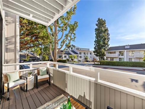 14 Robon Court, Newport Beach, CA