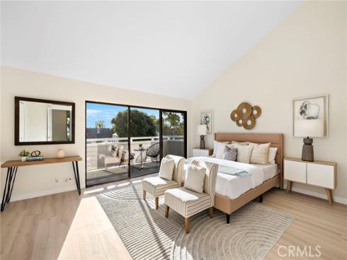 14 Robon Court, Newport Beach, CA