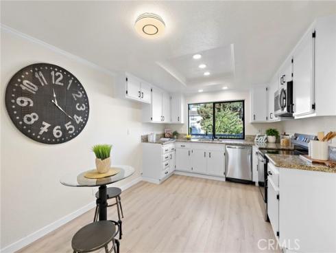 14 Robon Court, Newport Beach, CA